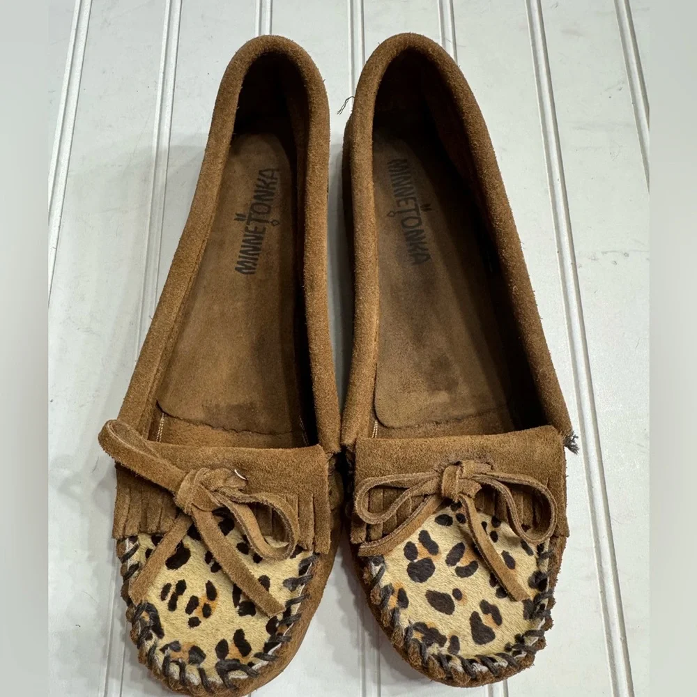 Minnetonka Suede Leather Moccasins Loafers Leopard Calf Hair Fur Shoes Size 7